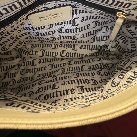 Juicy Couture Brighter Than A Diamond Classic Cream Monogram Shoulder Bag EUC - Picture 6 of 16